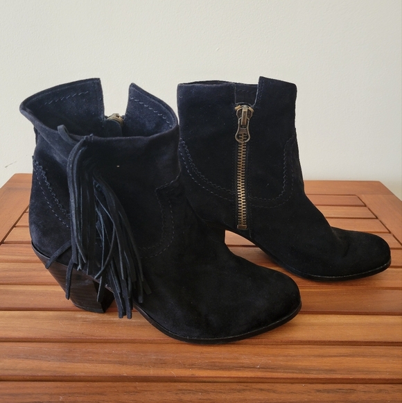 Sam Edelman Shoes - Sam Edelman Louie Black Suede Fringe Bootie Size 7 1/2